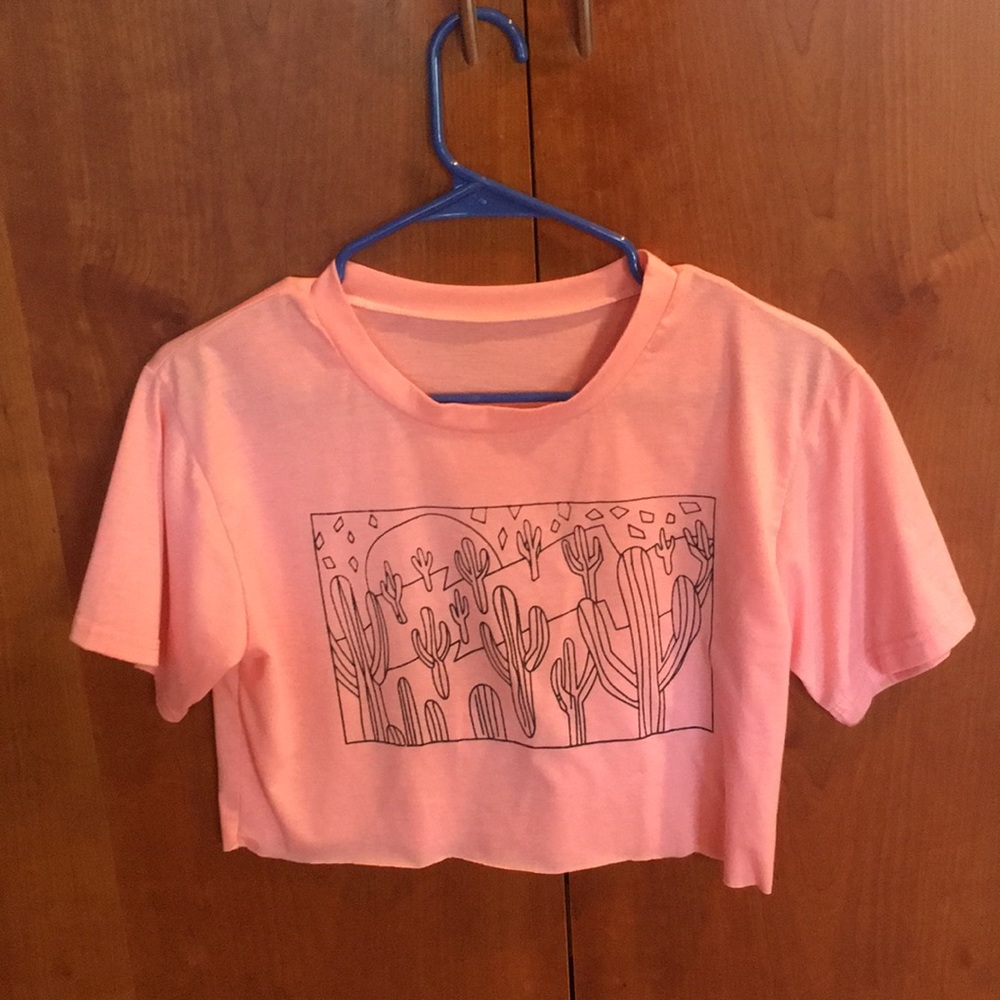 Pink cropped shirt!